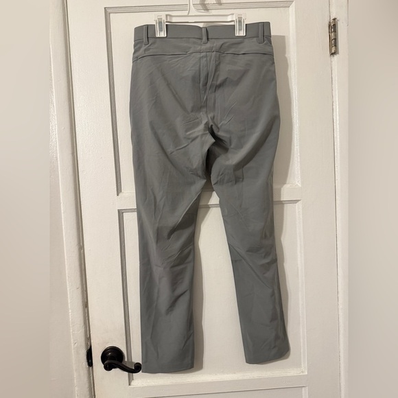 Fabletics The Only Pant (Slim Fit) Sz 29x32 - Picture 6 of 7